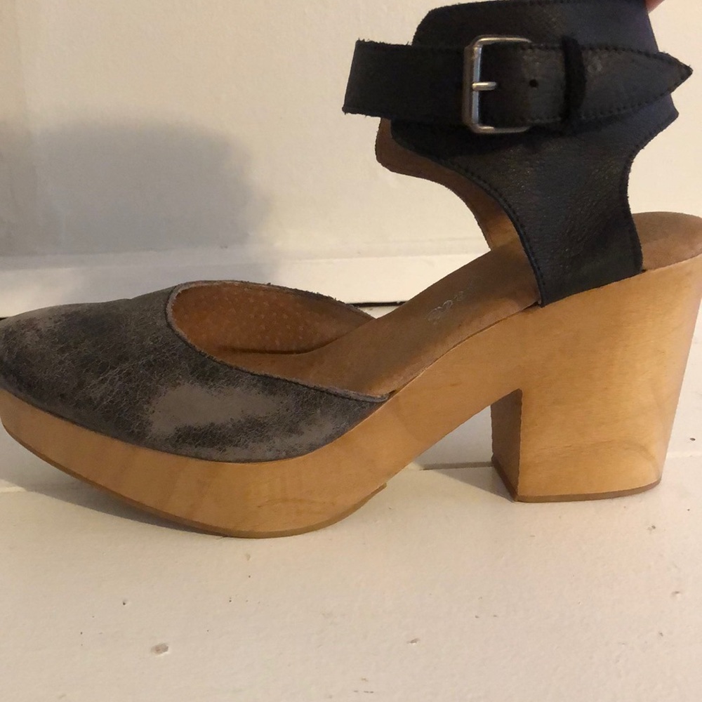 Free People wooden clog platform heels - Picture 2 of 4